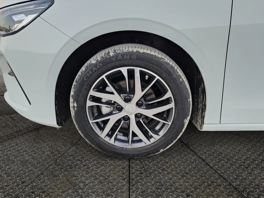 2025 Geely Emgrand GS 