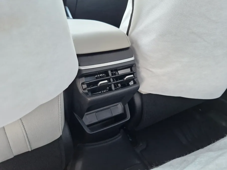 جيلي امجراند GS 2025 