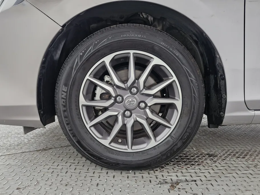 تويوتا يارس Y 2023 