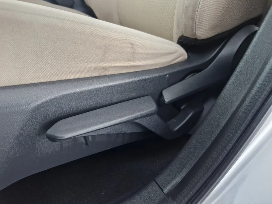 تويوتا يارس Y 2023 