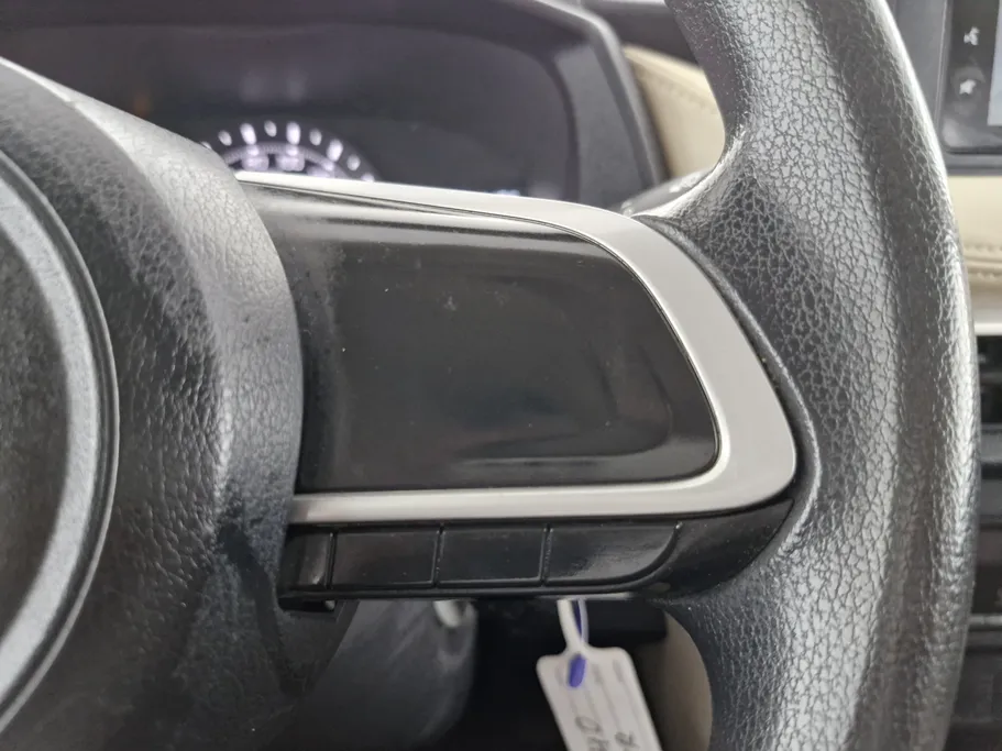 تويوتا يارس Y 2023 