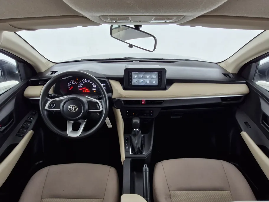 تويوتا يارس Y 2023 