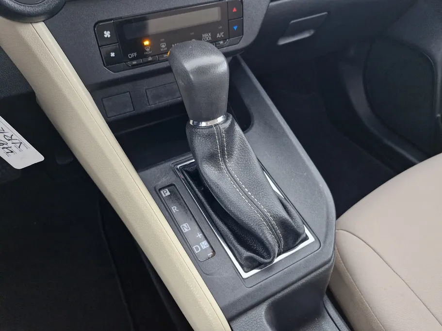 تويوتا يارس Y 2023 