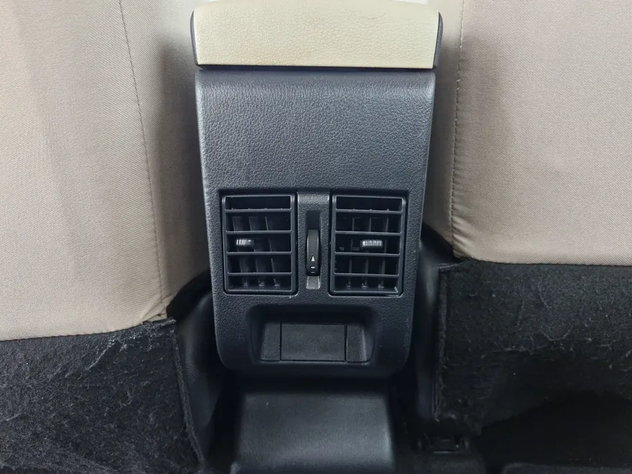 تويوتا يارس Y 2023 