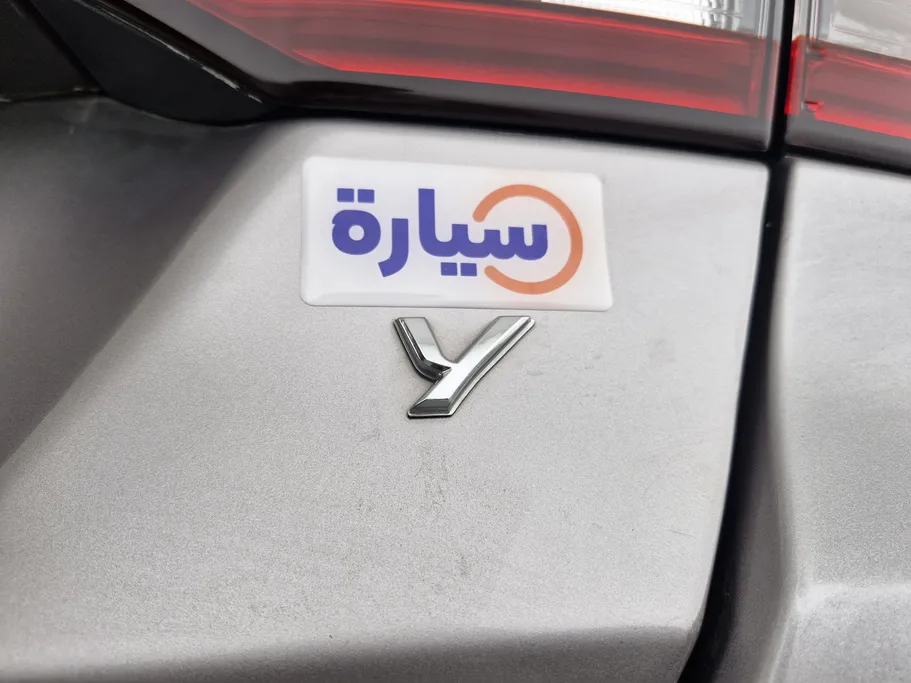 تويوتا يارس Y 2023 