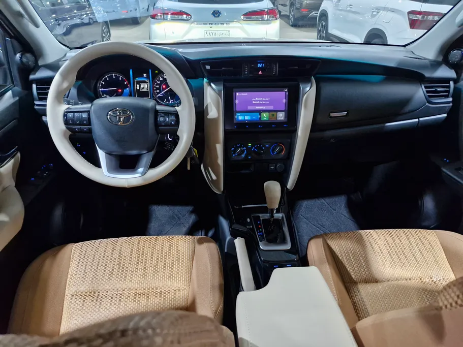 تويوتا فورتشنر GX2 4x2 2025 