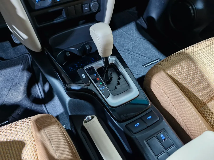 تويوتا فورتشنر GX2 4x2 2025 