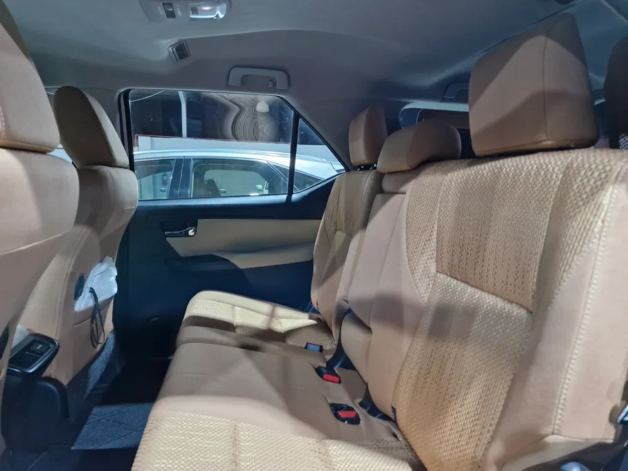 تويوتا فورتشنر GX2 4x2 2025 