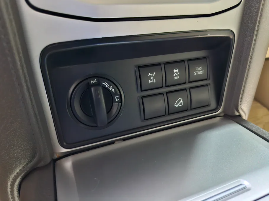 2022 Toyota Prado TXL 