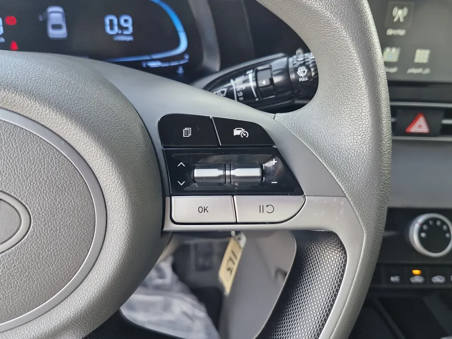 2024 Hyundai Elantra Smart 