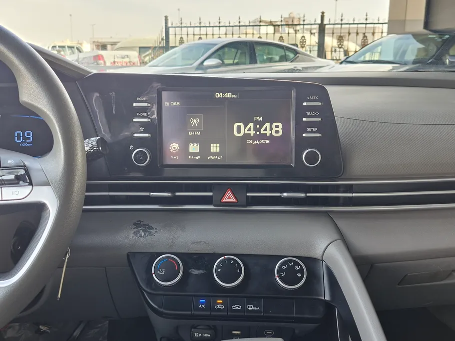 2024 Hyundai Elantra Smart 