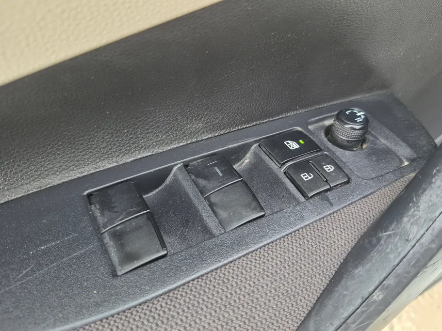 تويوتا كورولا XLI 2023 