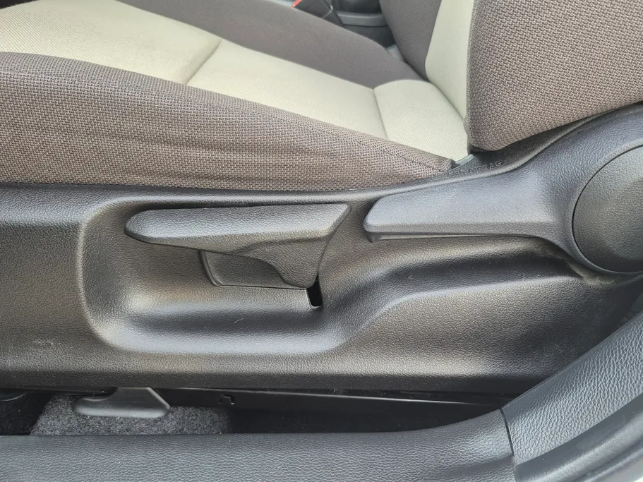 تويوتا كورولا XLI 2023 