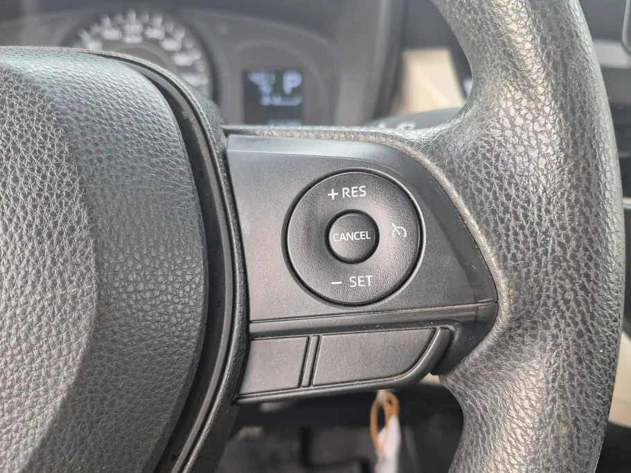 تويوتا كورولا XLI 2023 