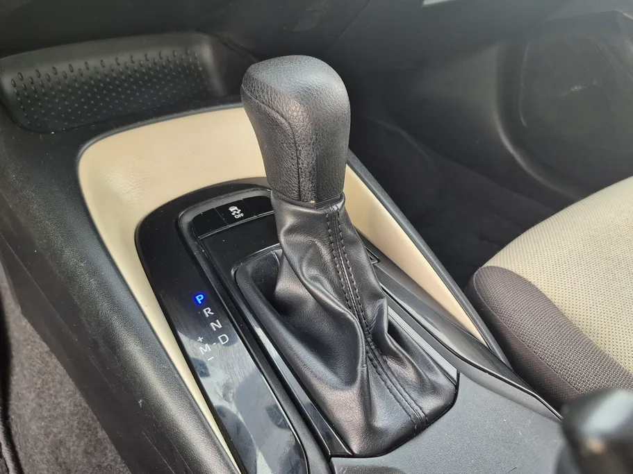 تويوتا كورولا XLI 2023 