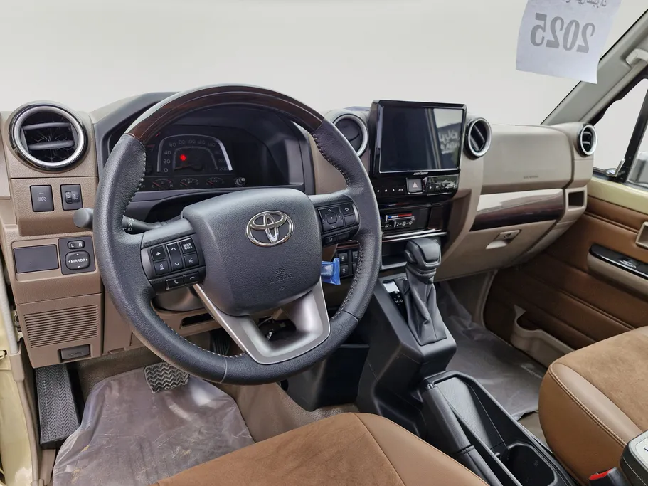 تويوتا شاص LX 2025 