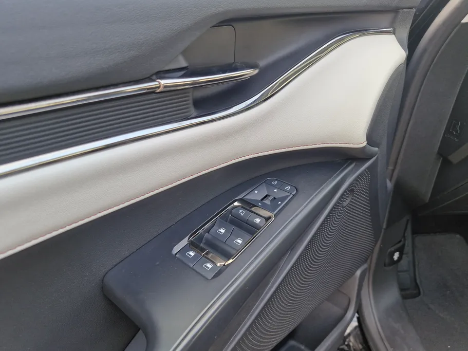 فورد تورس ترند الإصدار الجديد 2023 