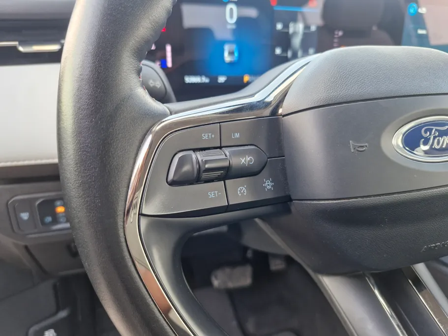 فورد تورس ترند الإصدار الجديد 2023 