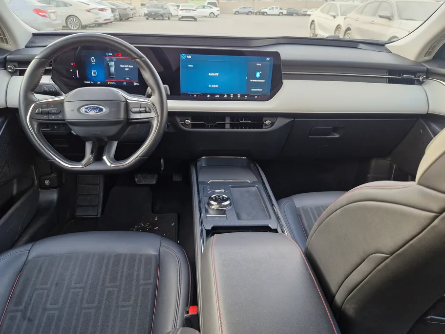 فورد تورس ترند الإصدار الجديد 2023 