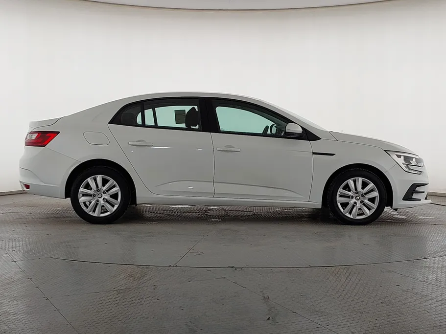 رينو ميجان PE 2022 