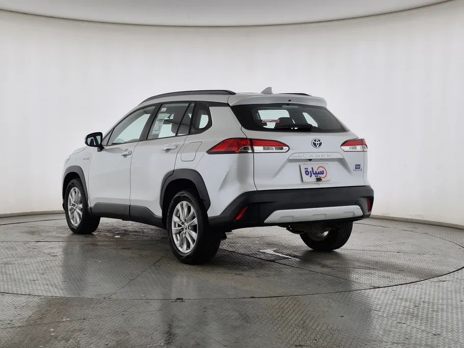 2024 Toyota Corolla Cross XLE HEV 