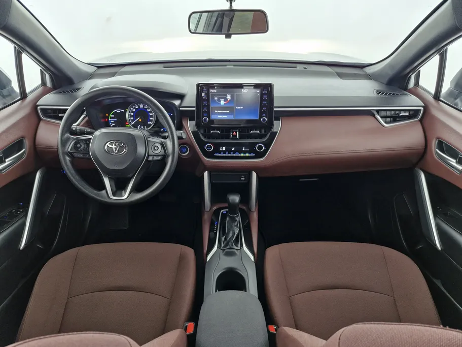 2024 Toyota Corolla Cross XLE HEV 