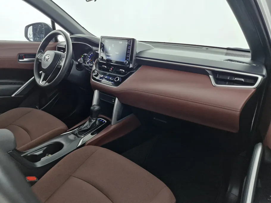 2024 Toyota Corolla Cross XLE HEV 