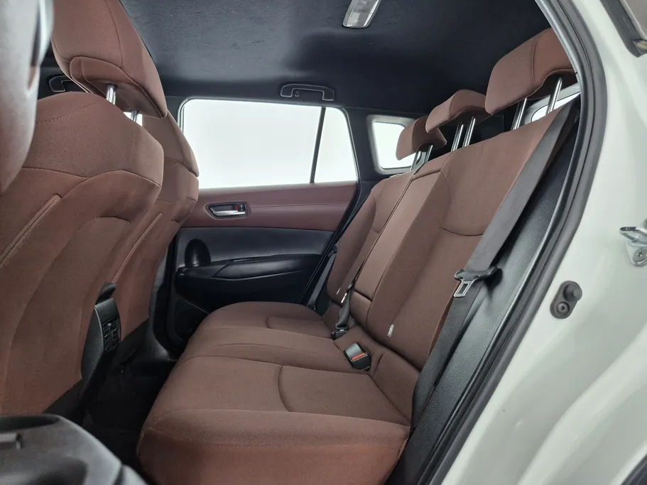 2024 Toyota Corolla Cross XLE HEV 