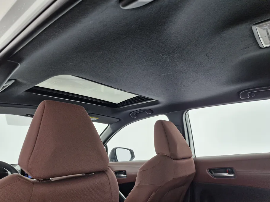 2024 Toyota Corolla Cross XLE HEV 