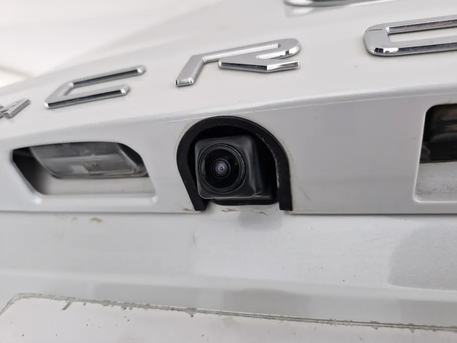 2024 Toyota Corolla Cross XLE HEV 