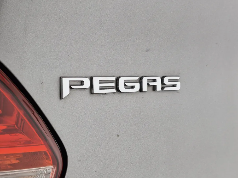 2022 Kia Pegas LX 