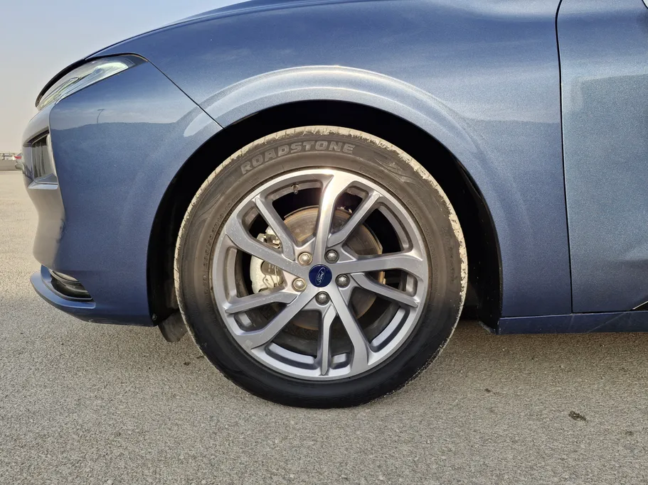 فورد تورس ترند الإصدار الجديد 2023 