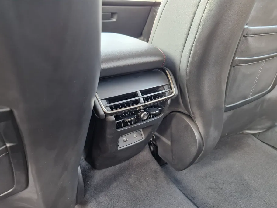 فورد تورس ترند الإصدار الجديد 2023 