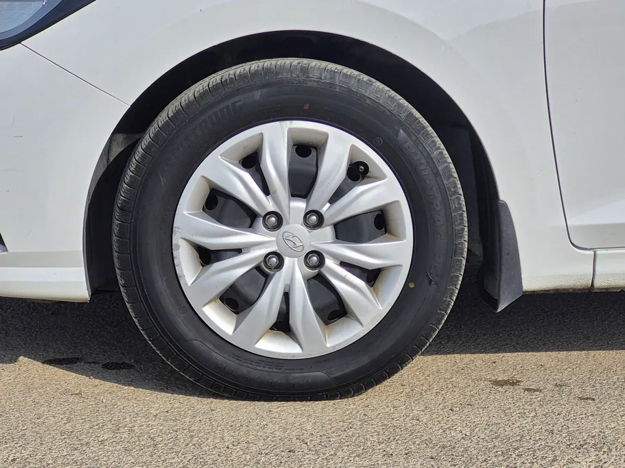 2023 Hyundai Accent Smart 