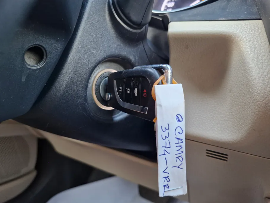 تويوتا كامري LE 2023 