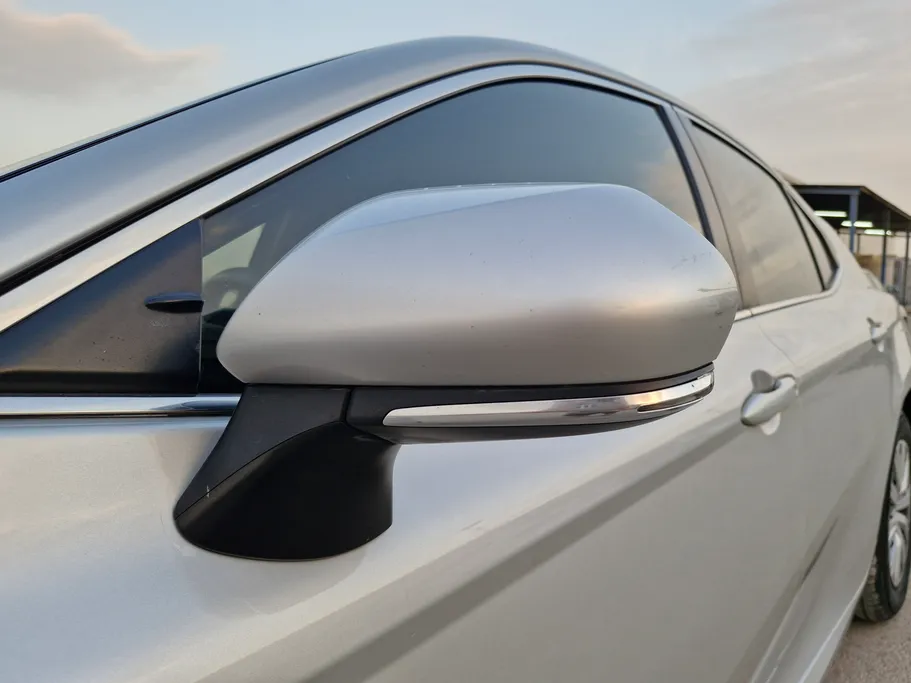 تويوتا كامري LE 2023 