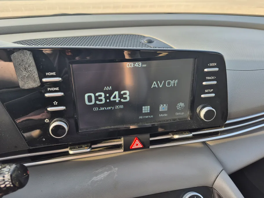 2024 Hyundai Elantra Smart 