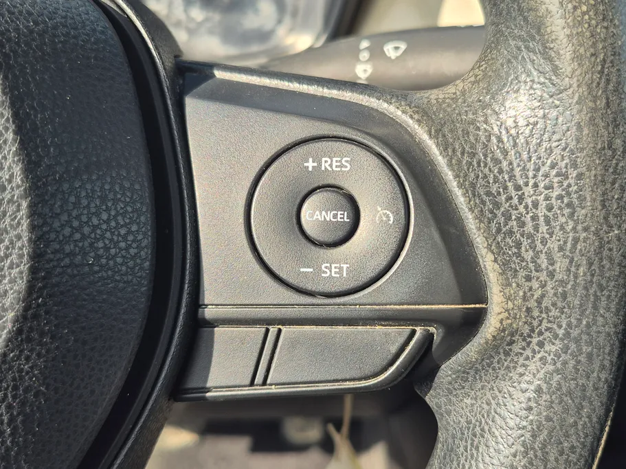 تويوتا كورولا XLI 2022 