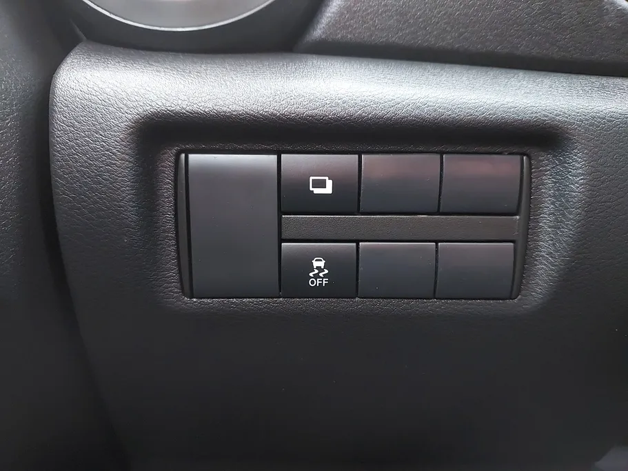 نيسان صني اس الإصدار الجديد  2022 