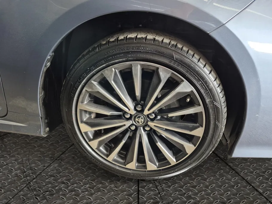 تويوتا كورولا XLI Executive Moonroof 2024 