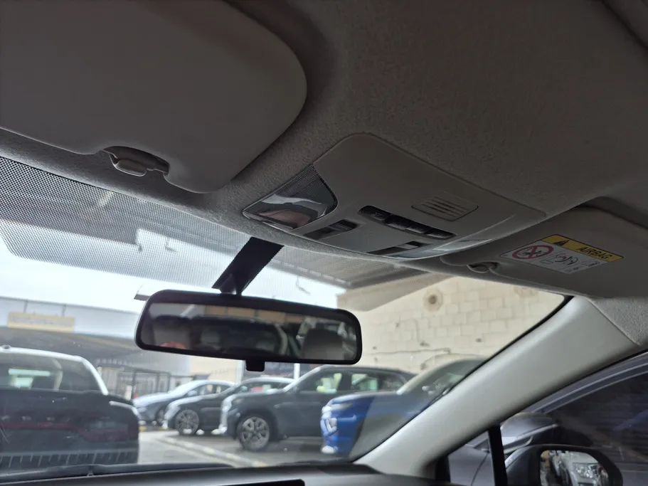 تويوتا كورولا XLI Executive Moonroof 2024 