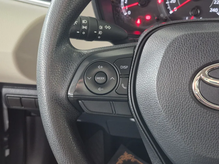 تويوتا كورولا XLI Executive Moonroof 2024 