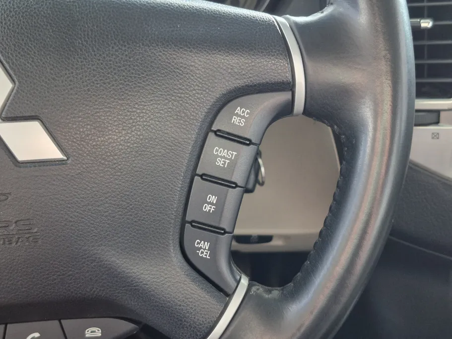 ميتسوبيشي باجيرو GLS 5Doors 2020 