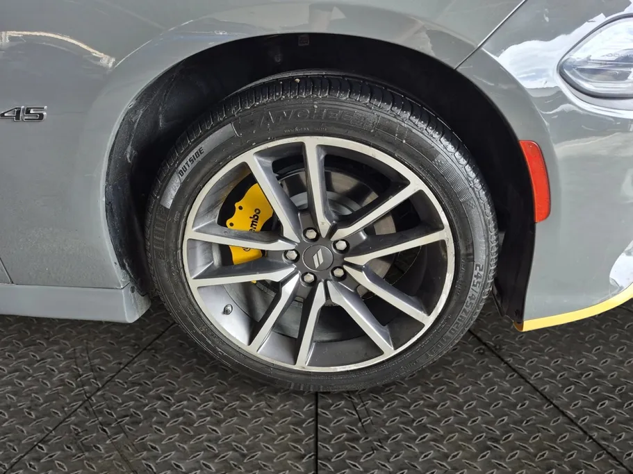 دودج تشارجر RT 2023 