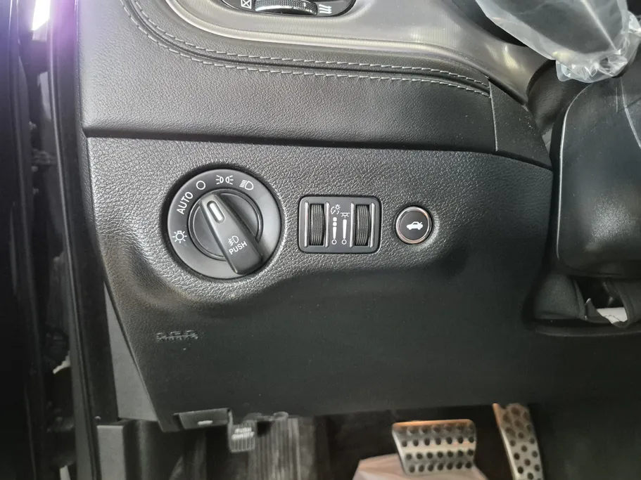 دودج تشارجر RT 2023 