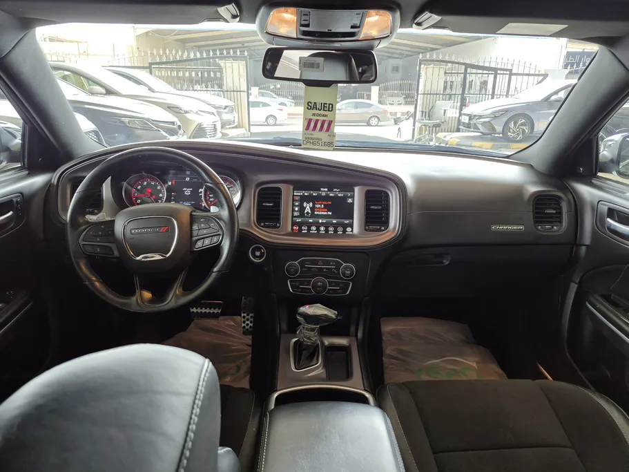 دودج تشارجر RT 2023 