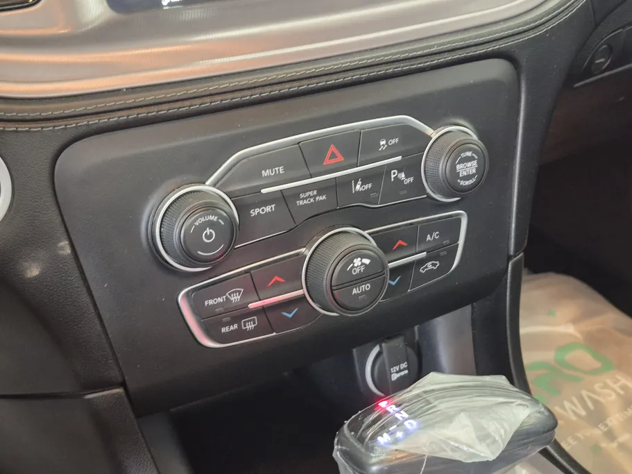 دودج تشارجر RT 2023 