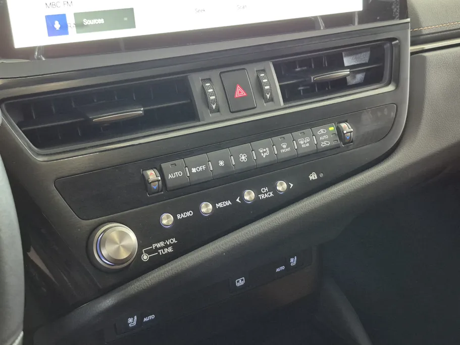 لكزس ES 350 DD Exclusive 2023 