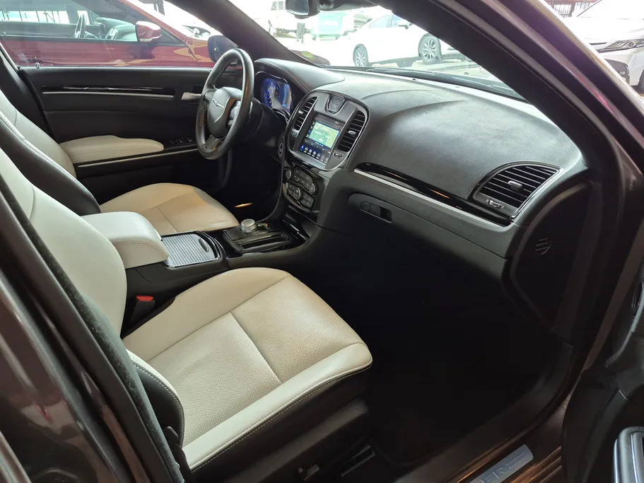 كرايسلر S300 Full 2021 