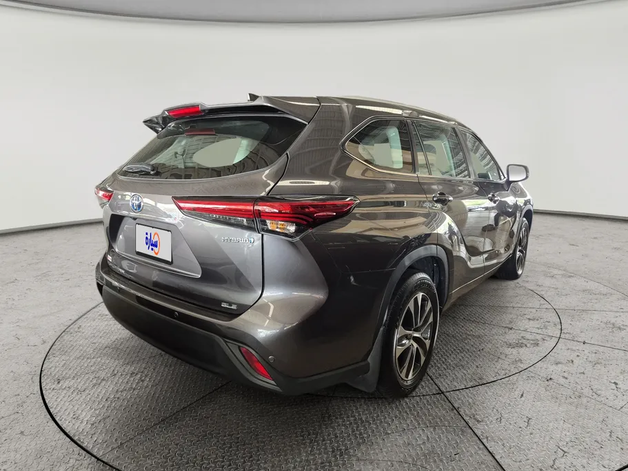 2023 Toyota Highlander GLE 